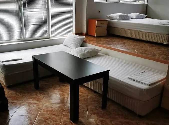 Ξενοδοχείο Jelezchevi Guest Πριμόρσκο