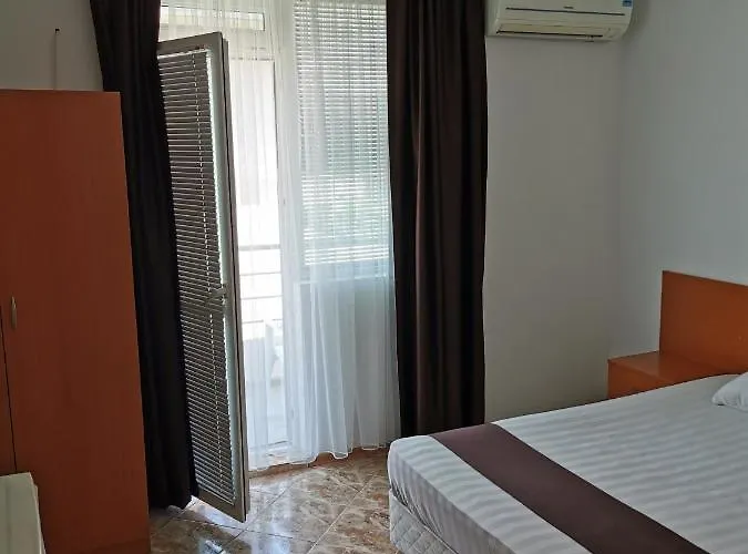 Jelezchevi Guest Ξενοδοχείο 2*