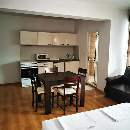 Hotel Jelezchevi Guest 2*