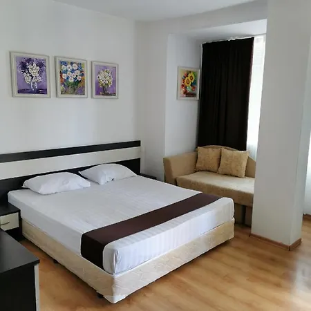 Hotel Jelezchevi Guest Primorsko